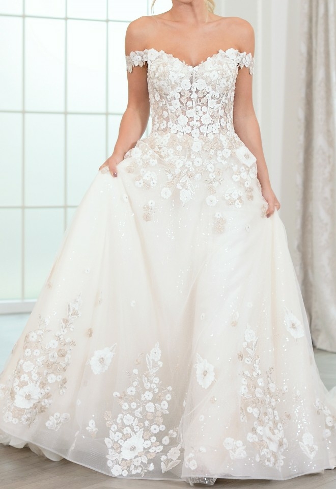 Jasmine by Gaia bridal
