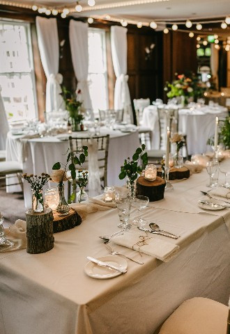 rustic feel weddings