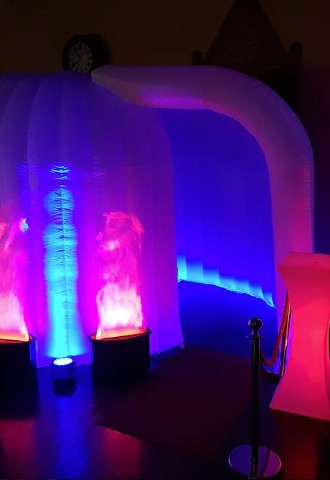 Inflatable photobooth by Forte Entertainment Oxfordshire