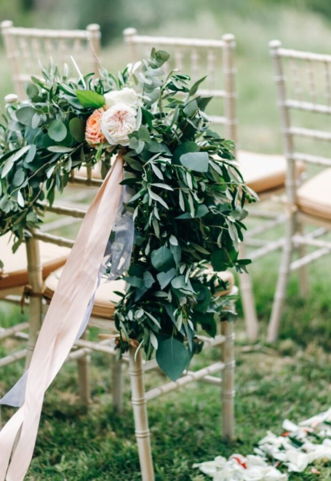 Chiavari Chairs for Outdoor Ceremony