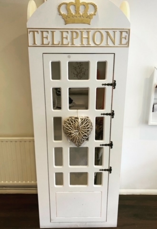 Guest book phonebooth