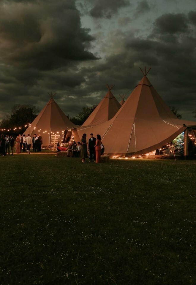 Outdoor wedding in Northamptonshire