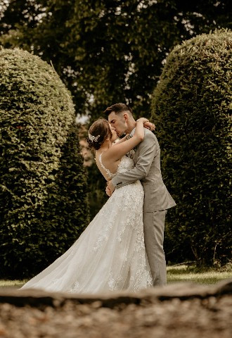 manor-estate-wiltshire-wedding-venue