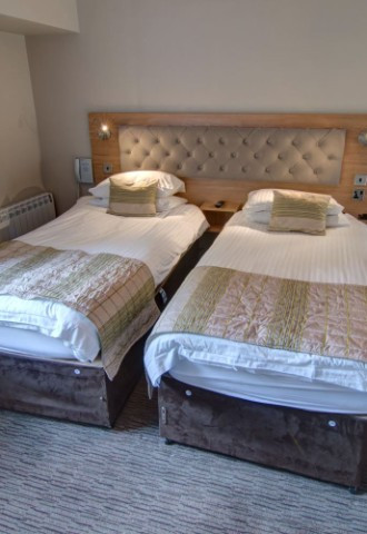 Tamar Plus - 4 Star Self Catering Apartment - China Fleet Country Club, Saltash, Cornwall