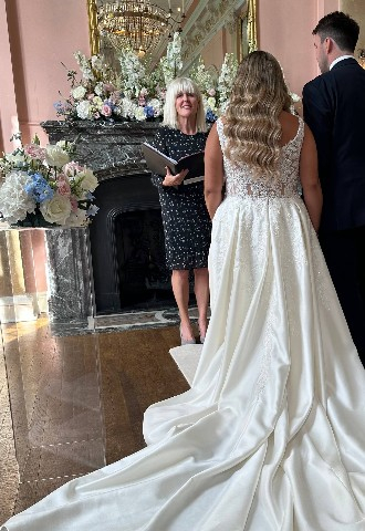 Danesfield House in Marlow, conducting a sophisticated, peronal celebration of marriage, and blending two cultures