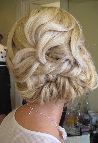 Oxfordshire cotswolds bucks wedding makeup hair