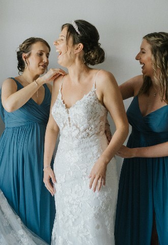bridal party getting ready in cyprus