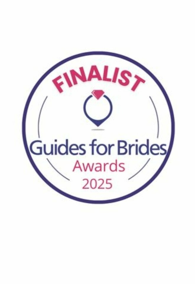 Celebrations by Suzi -Wedding Celebrant -Oxfordshire and Berkshire- Guides for Brides finalist-1