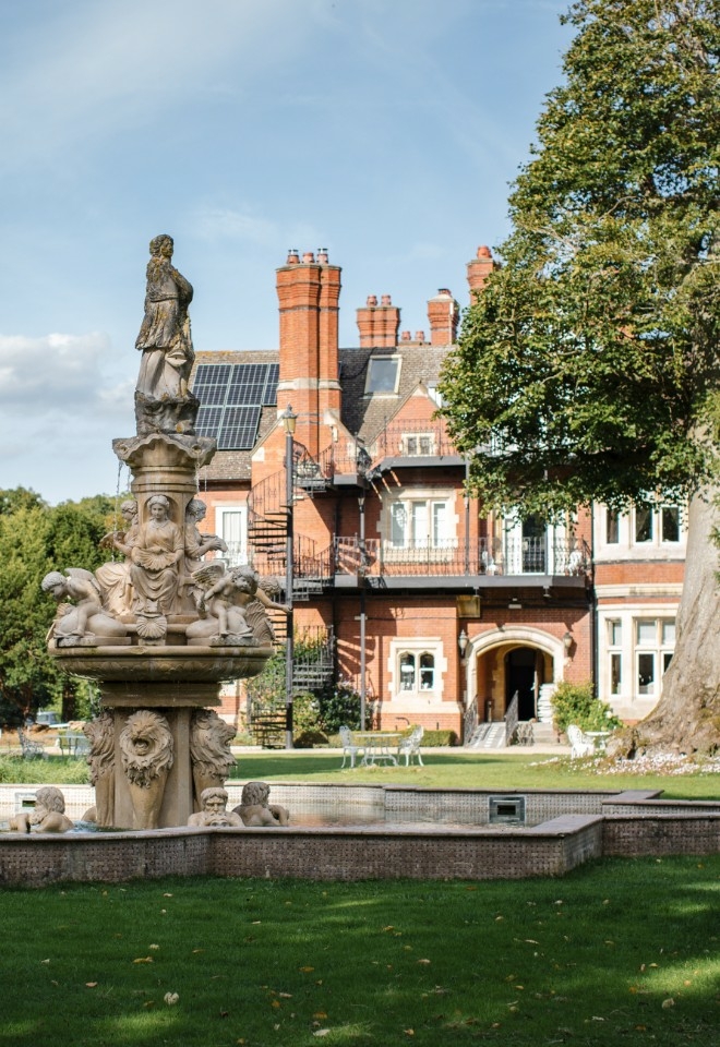 Berwick Lodge gardens