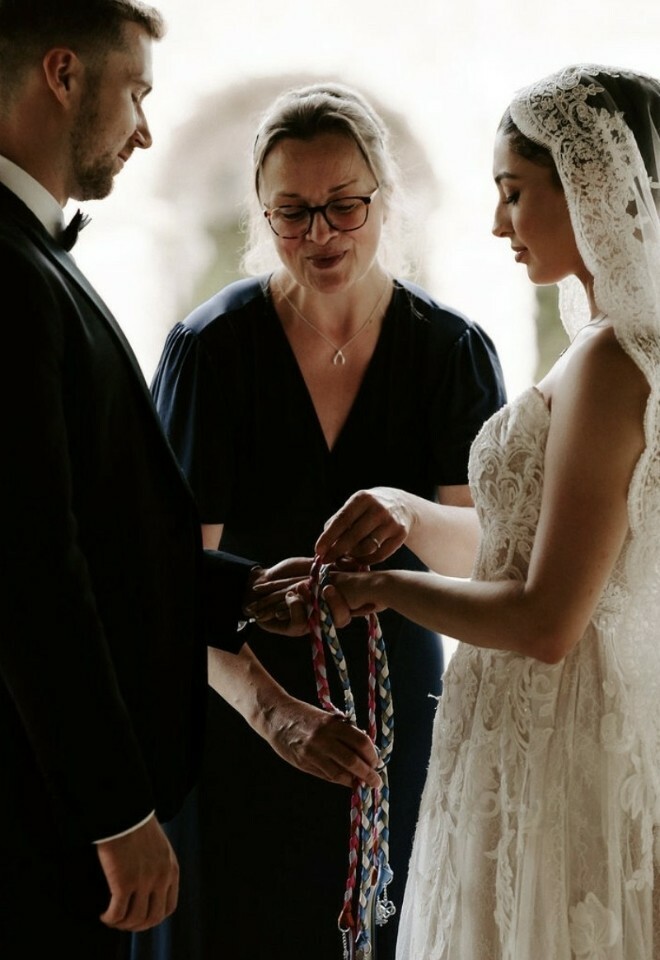 Oxfordshire Celebrant Helen Crook 