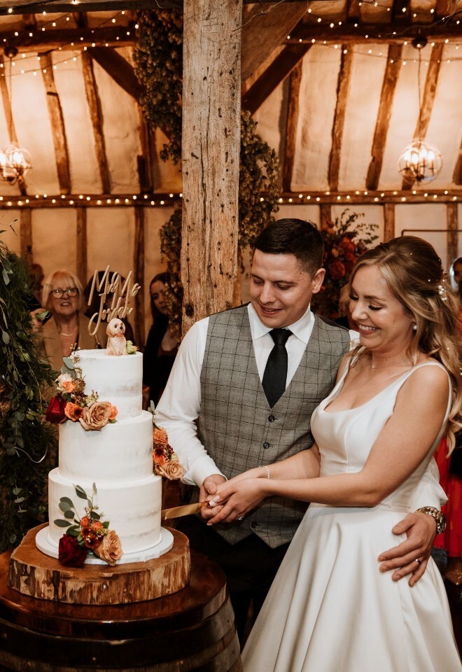 Barn Cake Cutting 