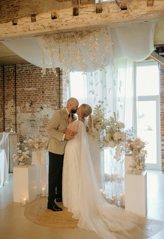 Decorate the ceremony space your way