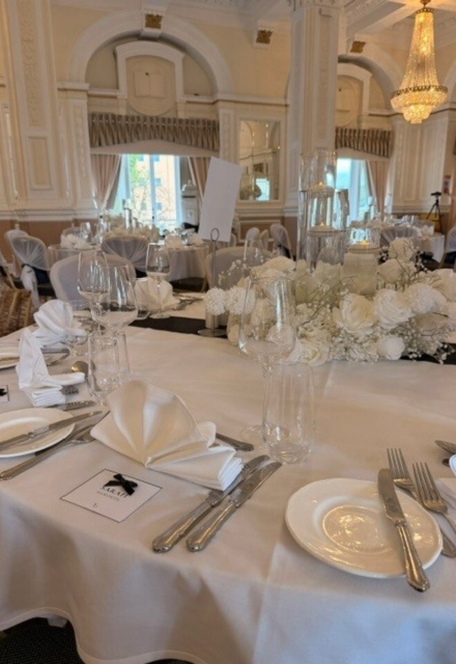 TABLE SETTING FOR WEDDING 