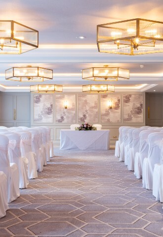 Topiary suite ceremony 