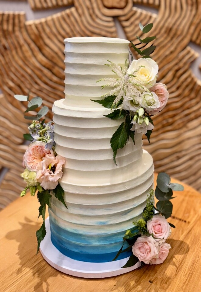 Vegan Wedding Cake - The Post Barn