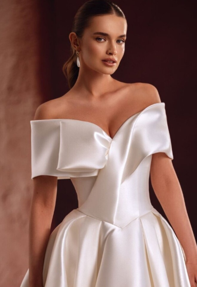 Avin by Dama Couture