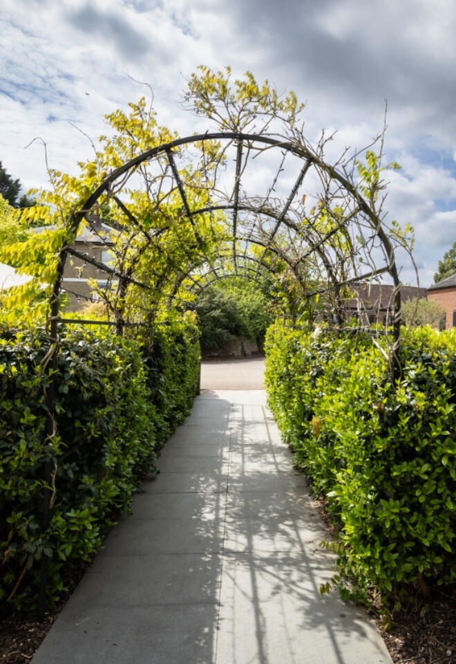 entrance-milling-barn