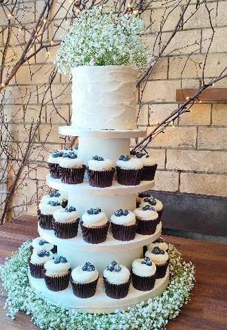 Wedding cake & individual wedding cup cakes Frederiks Merseyside