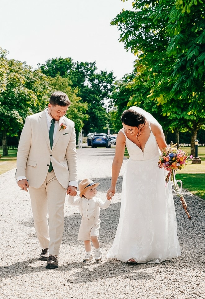 Vaulty Manor Bridal & Groom Photos