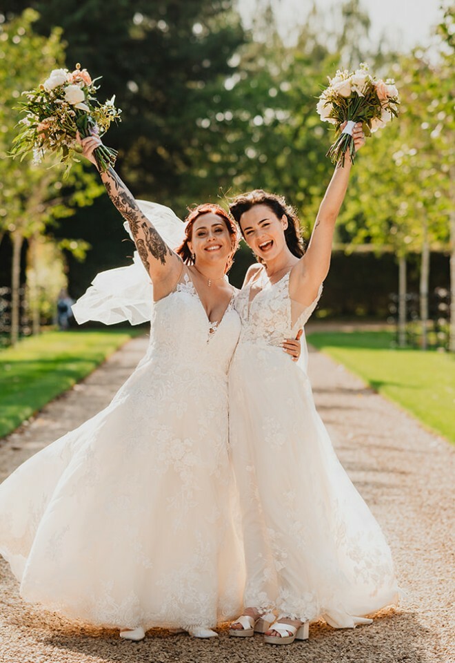 South Farm Barn & Outisde wedding venue in Cambridgeshire & Hertfordshire