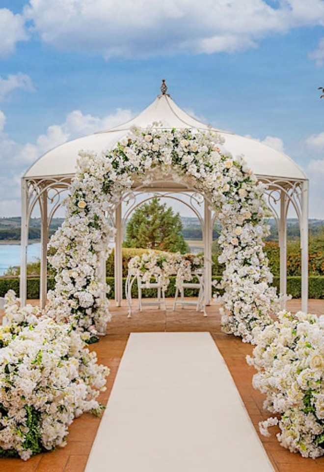 Outdoor Ceremony Venue near Rutland Water, Rutland Hall Hotel