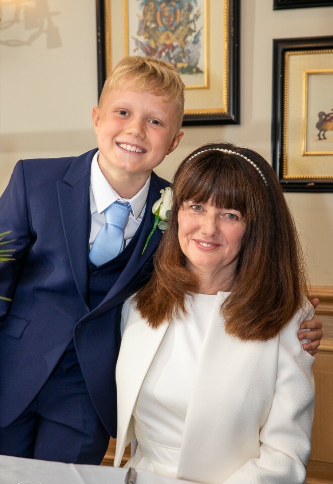Bride and son (www.davecoxphoto.co.uk)