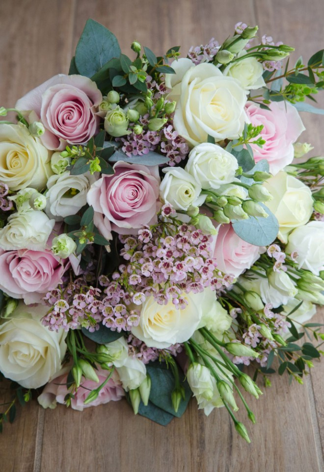 The Daisy Chain, Florists in Buckinghamshire, Pastel Bridal Bouquet