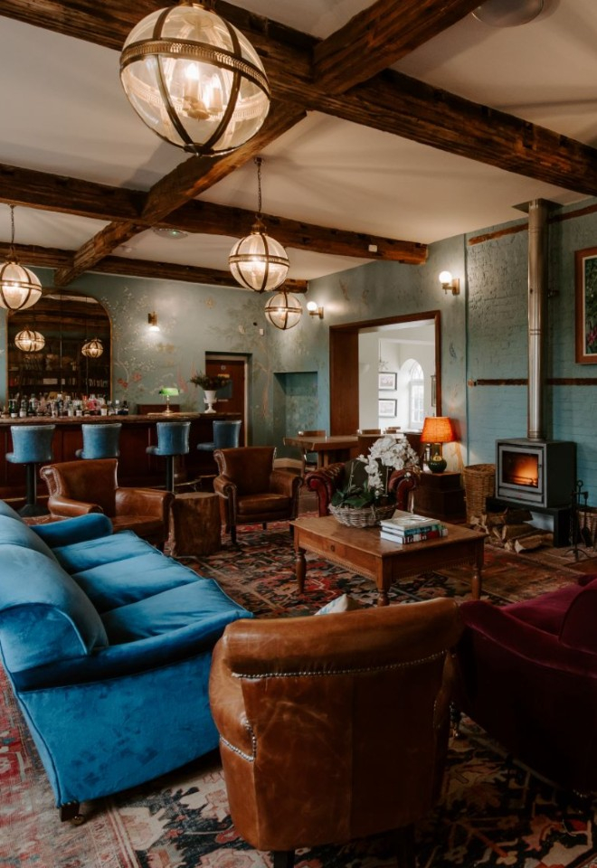 The Stables Bar at Wasing Park