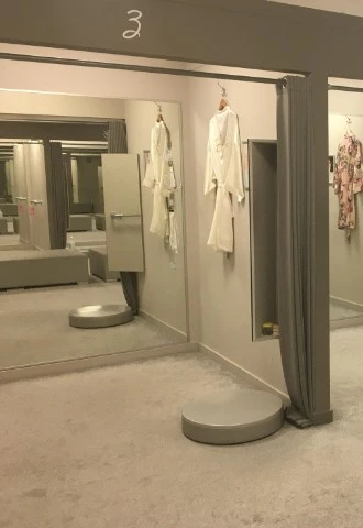 wed2b Manchester fitting room