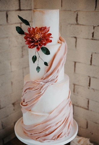 Wren Cake Design Eden Barn Wedding 