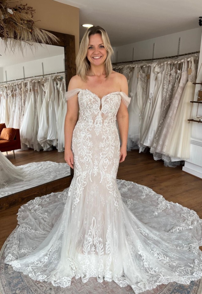 Discount wedding dresses