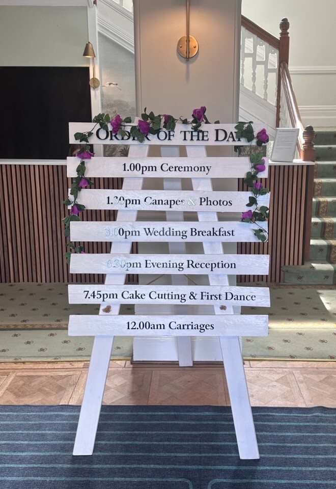 Order of ceremony sign 