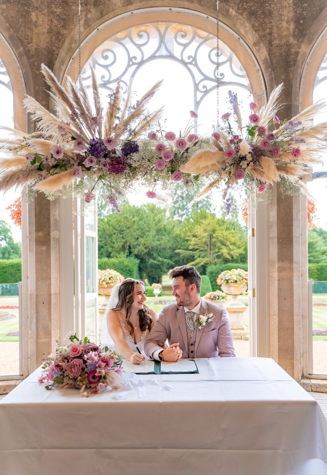 outdoor wedding, flowers, grittleton house