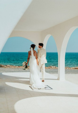 wed2b Designer Bridal Outlet in Surbiton