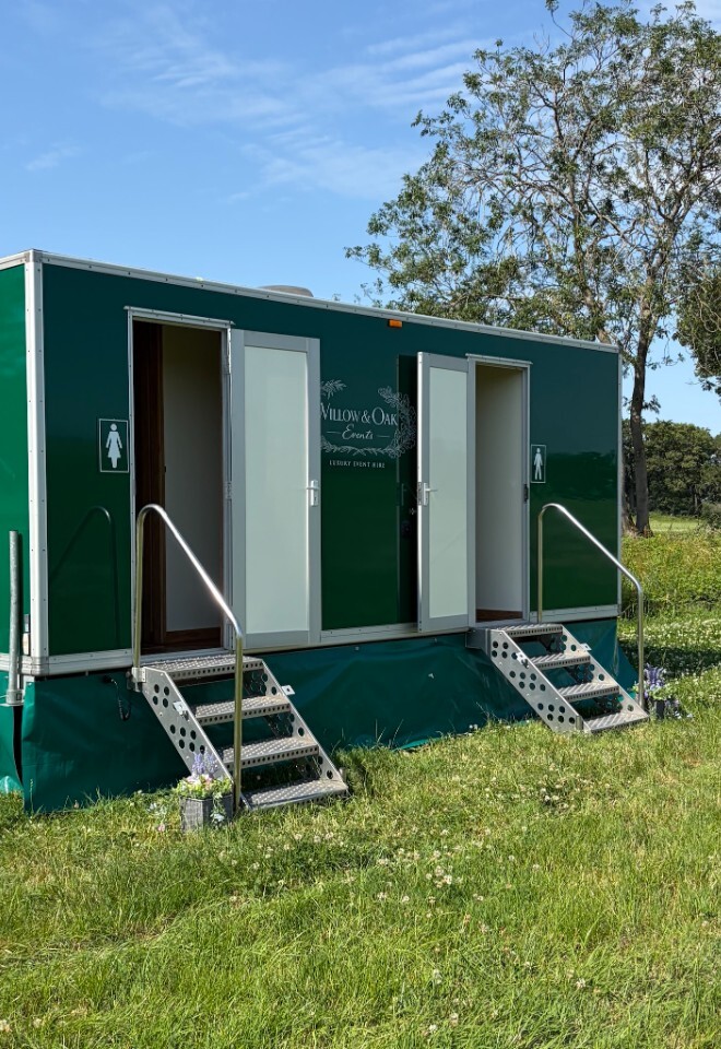 Mobile toilet hire from Willow and Oak Events, weddings in Oxfordshire & Berkshire