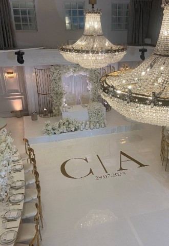 Regency Suite White and Gold Decor 