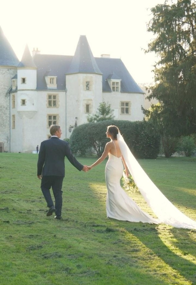 Chateau de Saint Martory bride and groom french wedding