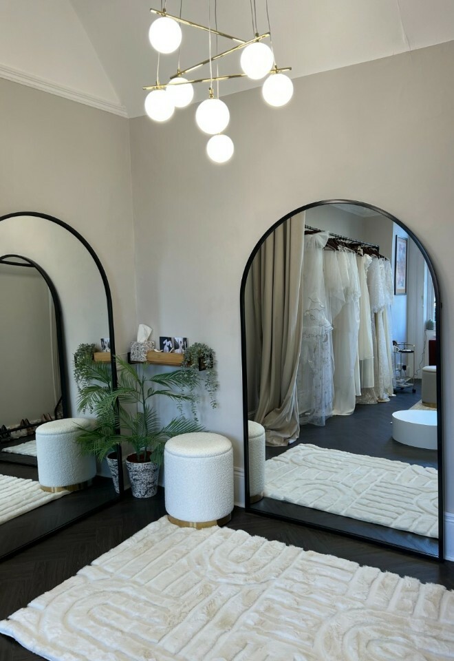 reading wokingham Berks bridal shop 