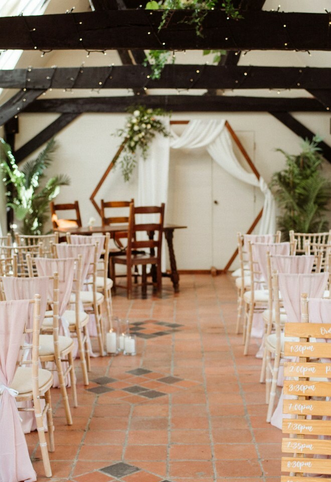 South Farm Barn & Outisde wedding venue in Cambridgeshire & Hertfordshire