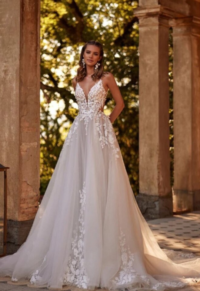 Claire by Dama Couture