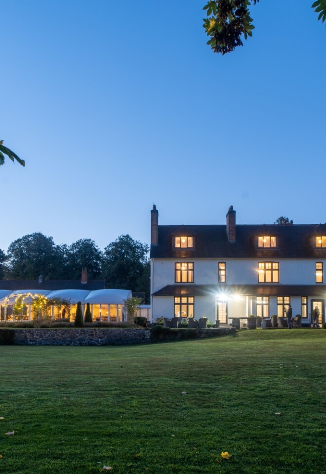 Exclusive Warwickshire country wedding venue with gardens 