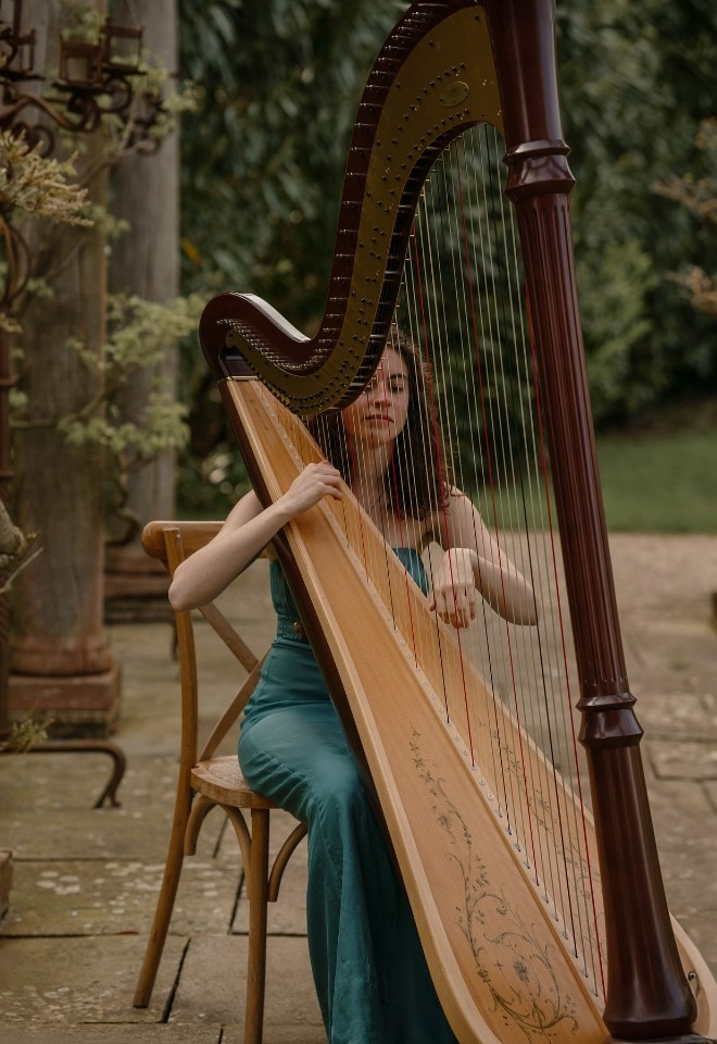Noa Harpist, Oxfordshires finest wedding harpist