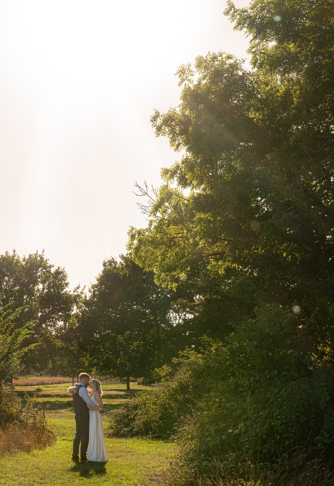 Sunset wedding photographer bride and groom WinCo Photography 