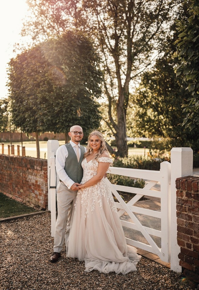 Vaulty Manor Bridal & Groom Photos