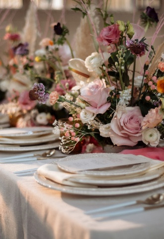 Flowers by Kirsty Tablecentre Flowers Bodleian Library Oxford