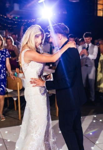 The Bond - Dancefloor - First Dance 