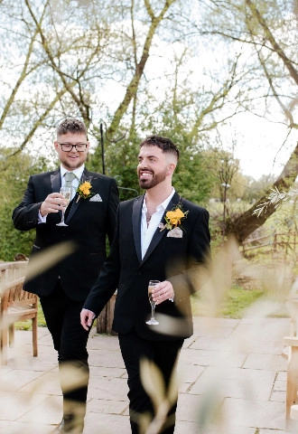 Outdoor wedding venue Worcester