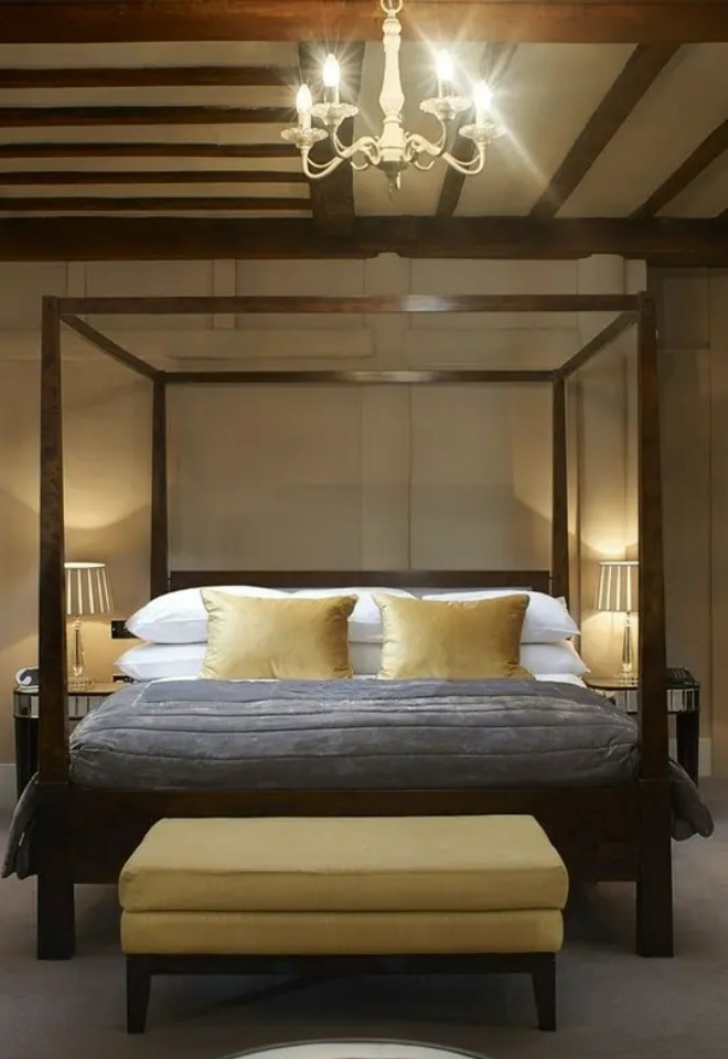 Manor Bedrooms