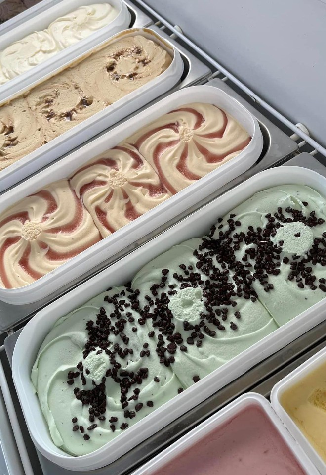 marshfields ice cream victorias ice cream cart 