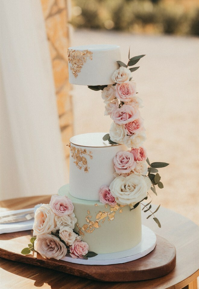 Beautiful 3 tier wedding Cake featuring the Portuguese Stone Arch at Casa Monte Cristo